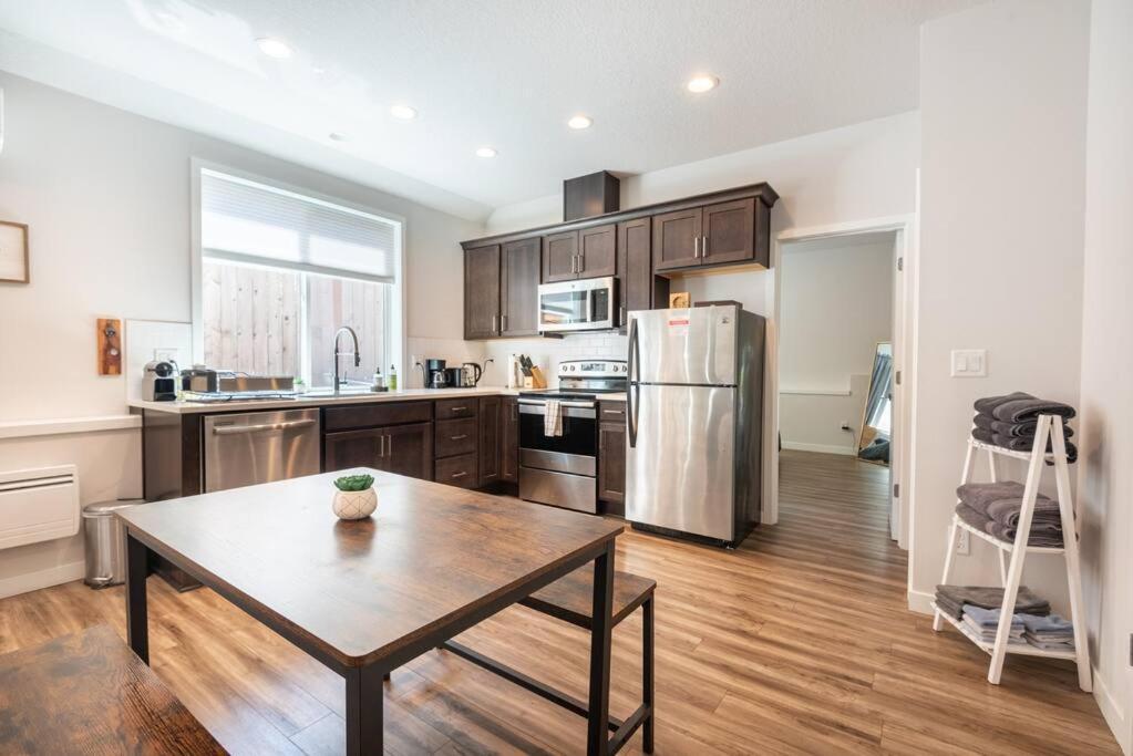 Walkable Apt Next To Restaurants, Bars, And Shops! พอร์ตแลนด์ ภายนอก รูปภาพ