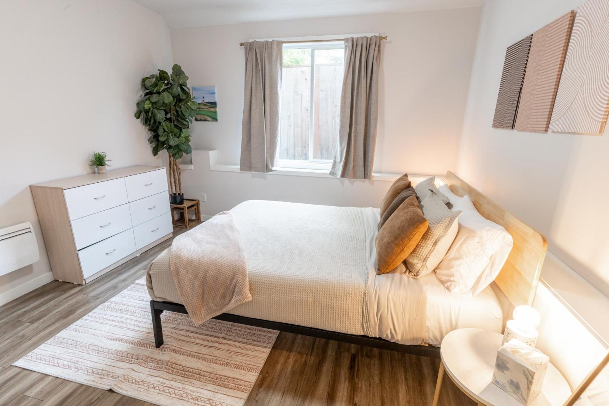 Walkable Apt Next To Restaurants, Bars, And Shops! พอร์ตแลนด์ ภายนอก รูปภาพ
